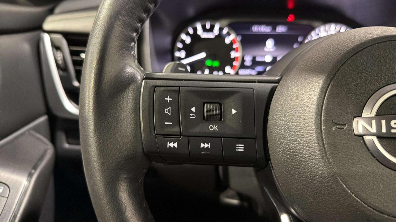 2024 Nissan Rogue S AWD | CLEAN CARFAX| STARTER| CARPLAY|  HTD SEATS Photo