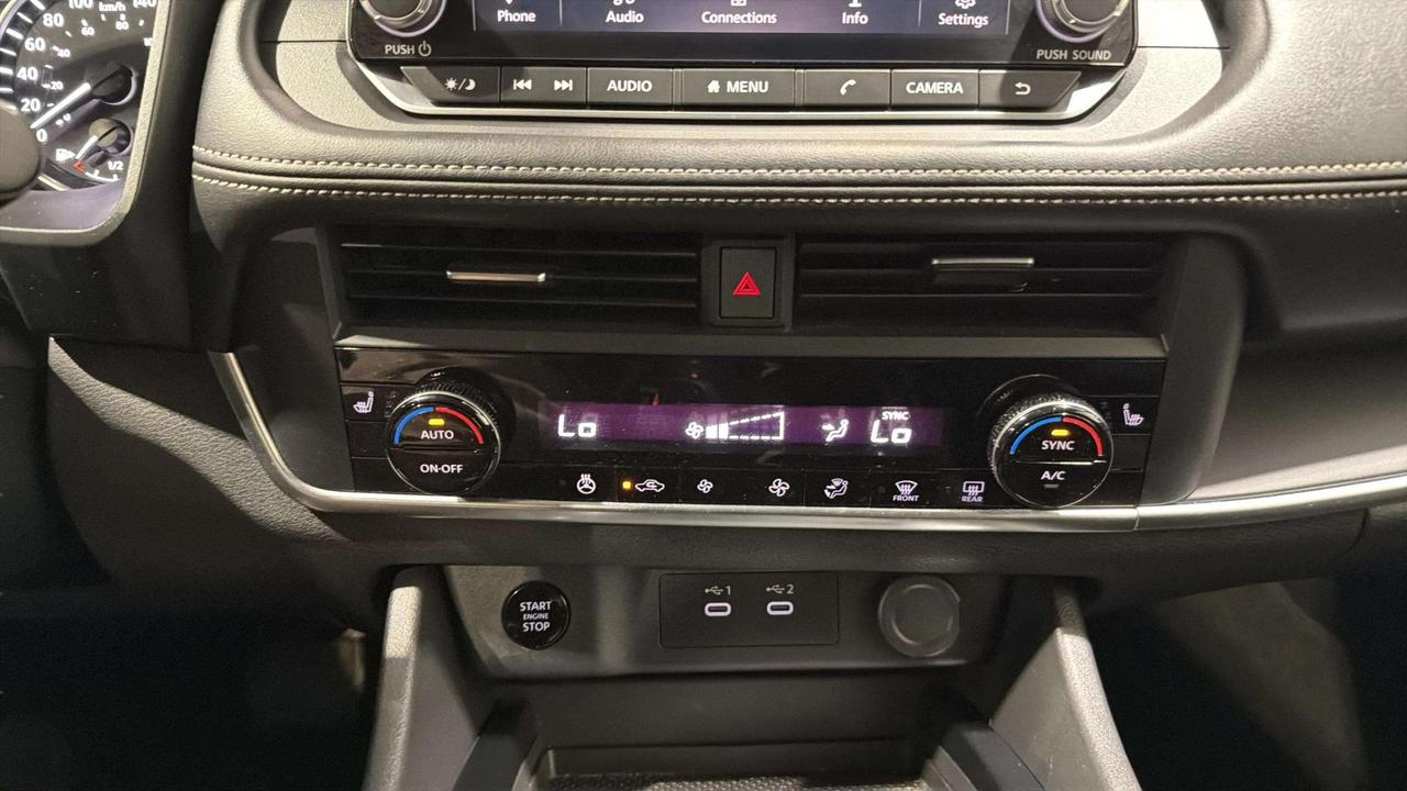 2024 Nissan Rogue S AWD | CLEAN CARFAX| STARTER| CARPLAY|  HTD SEATS Photo
