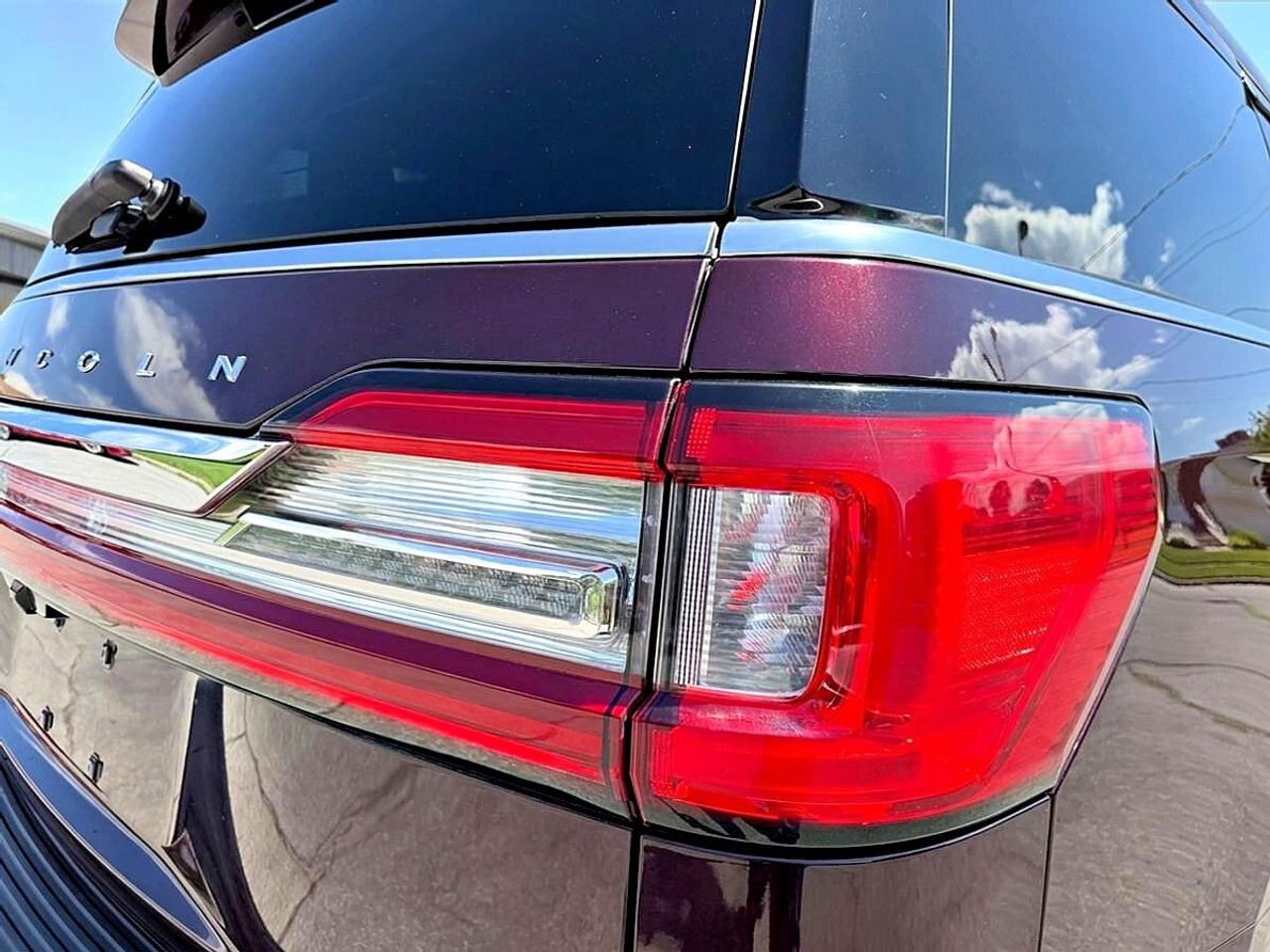 2019 Lincoln Navigator Reserve 4x4 Photo