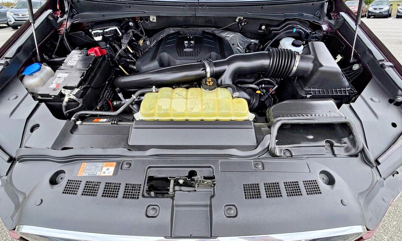 2019 Lincoln Navigator Reserve 4x4 Photo