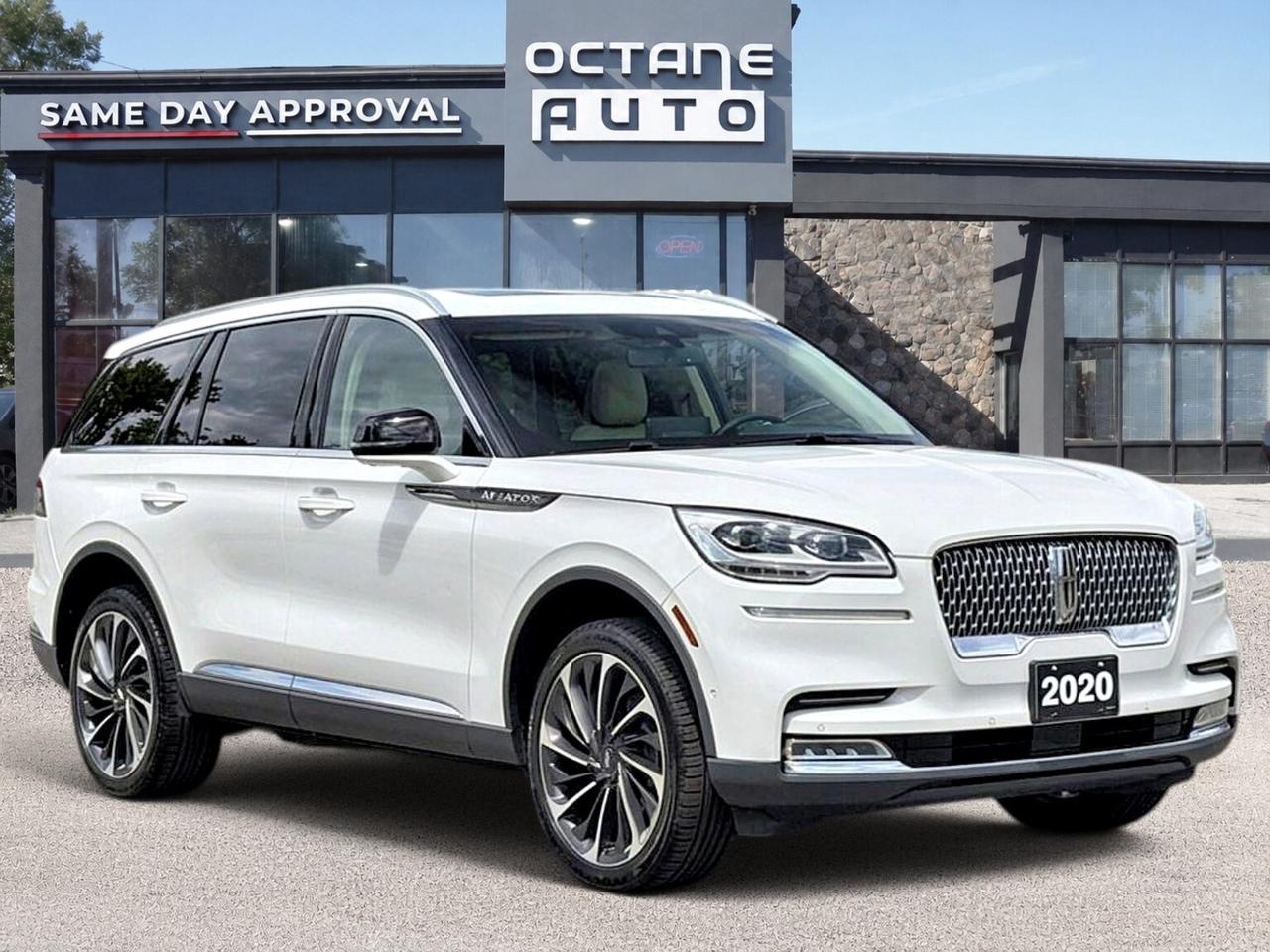 2020 Lincoln Aviator Reserve AWD Photo2