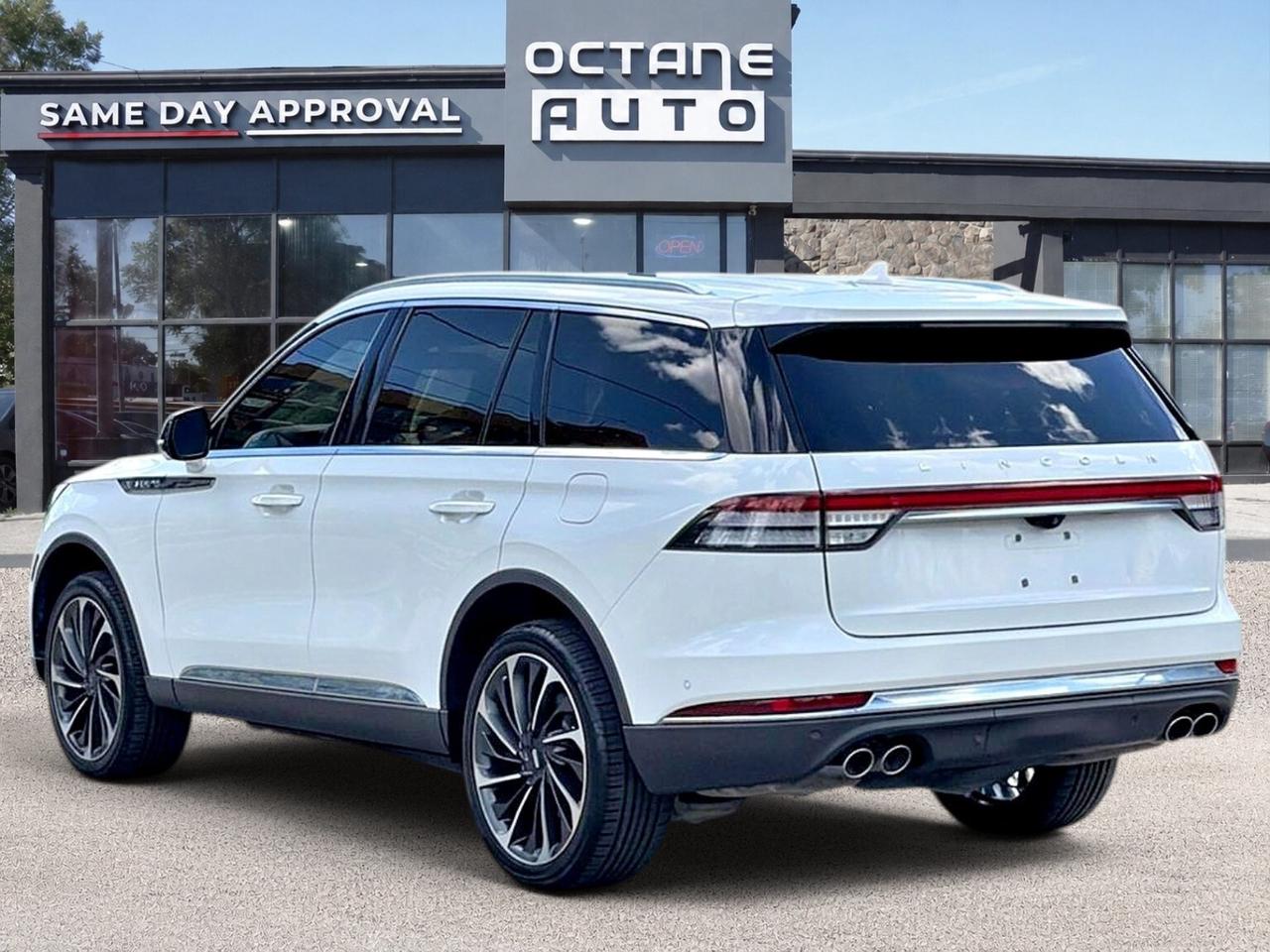 2020 Lincoln Aviator Reserve AWD Photo