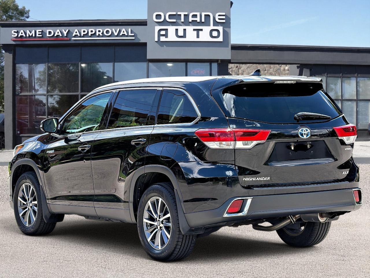 2019 Toyota Highlander AWD Hybrid XLE Photo