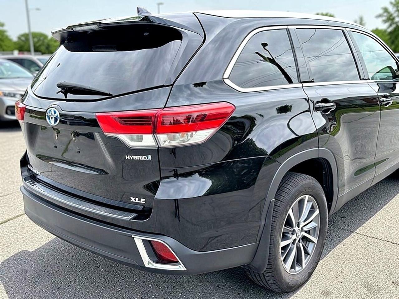 2019 Toyota Highlander AWD Hybrid XLE Photo