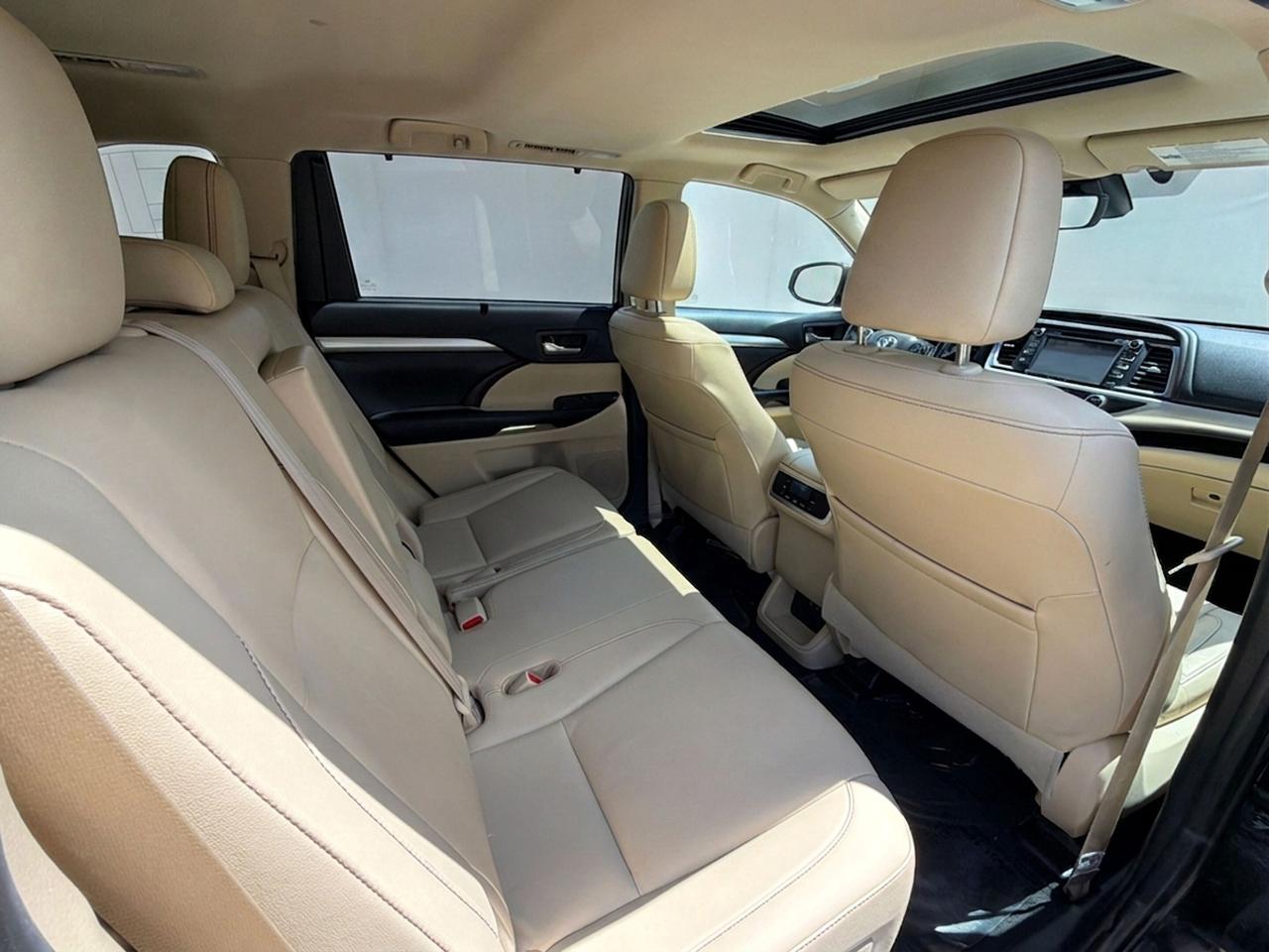 2019 Toyota Highlander AWD Hybrid XLE Photo