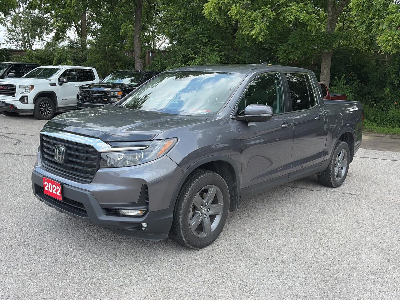 2022 Honda Ridgeline EX-L AWD, CLEAN CARFAX, LOW MILEAGE, HEATED SEATS! - Photo #4