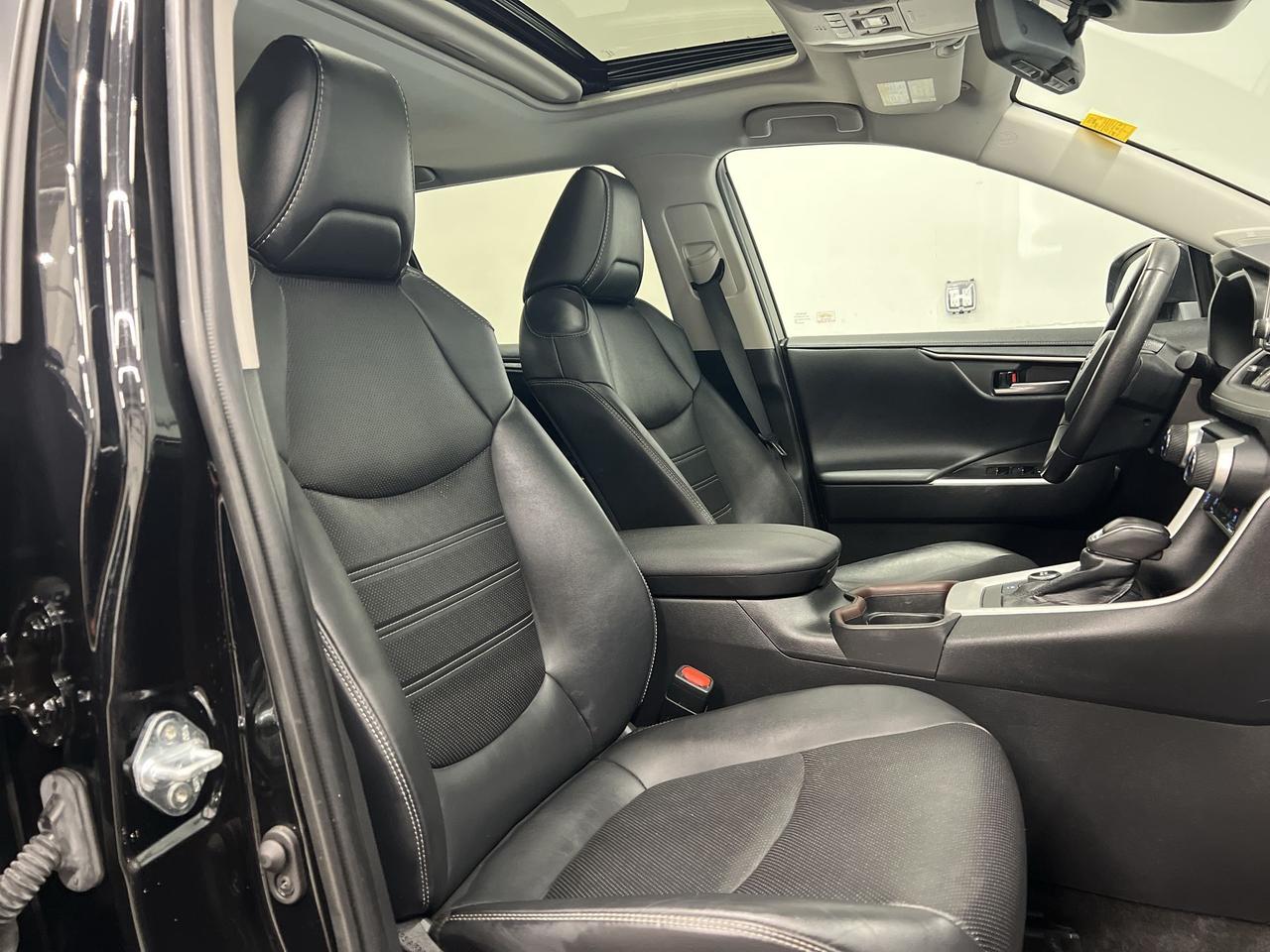2021 Toyota RAV4 HYBRID LIMITED AWD | LEATHER | SUNROOF | 360 CAM Photo