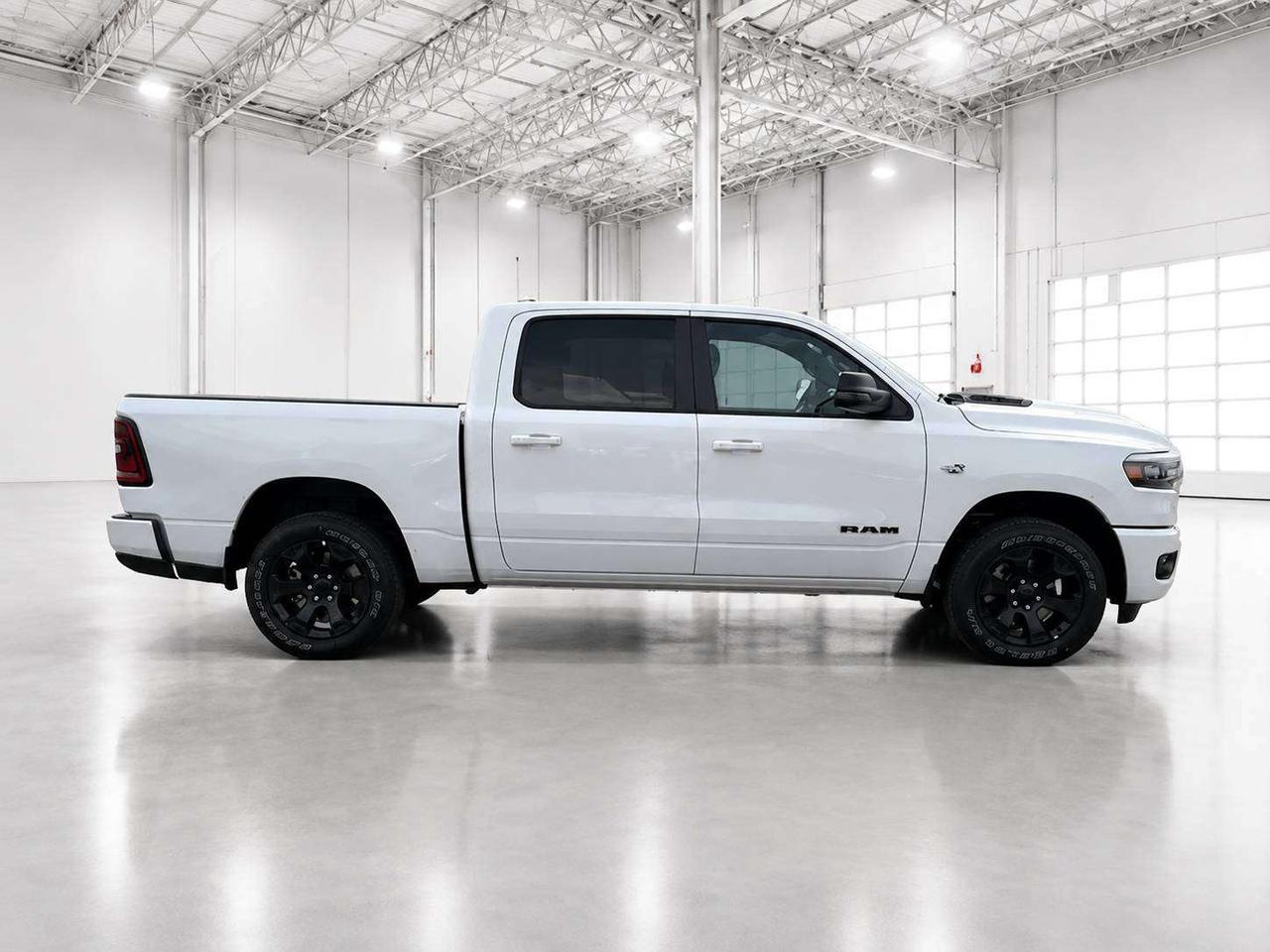 2026 RAM 1500 SPORT | Sport Hood | HEMI | 3.92 | 12" Touchscreen Photo