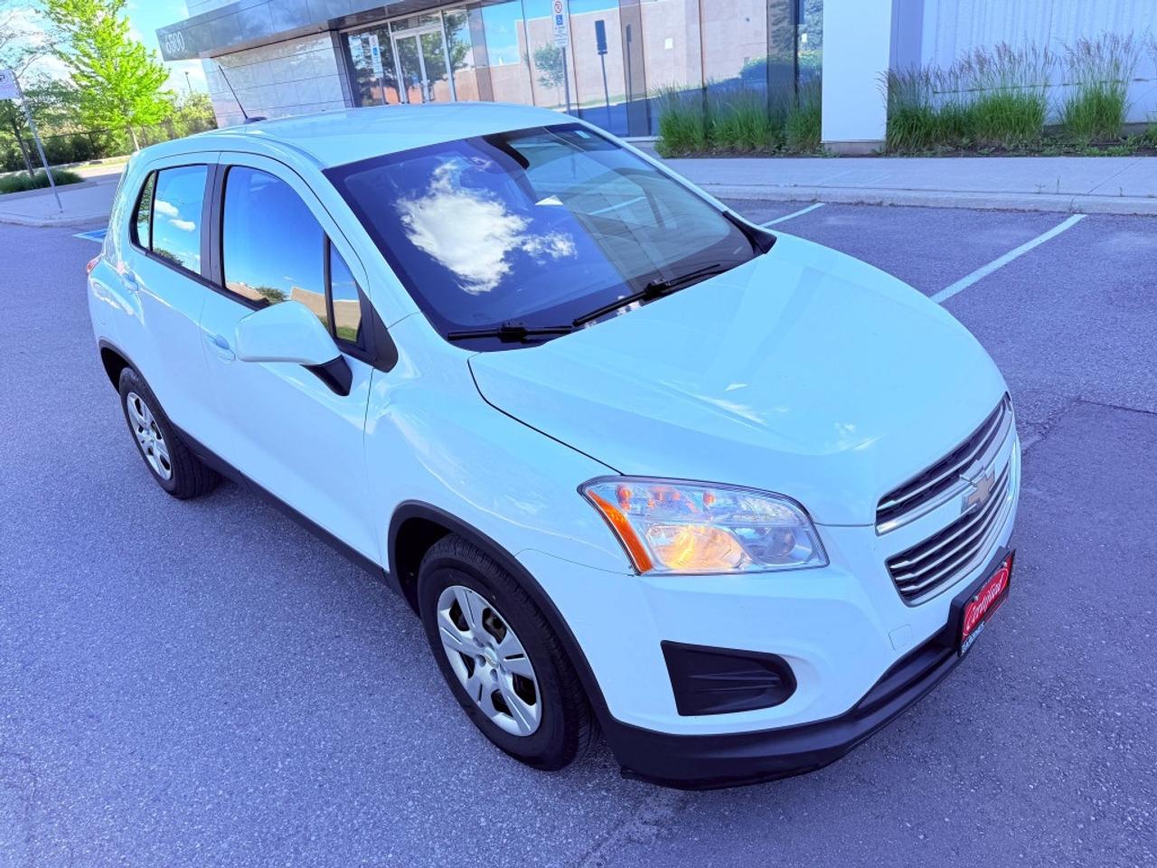 2016 Chevrolet Trax Front-wheel Drive 4dr LS Photo