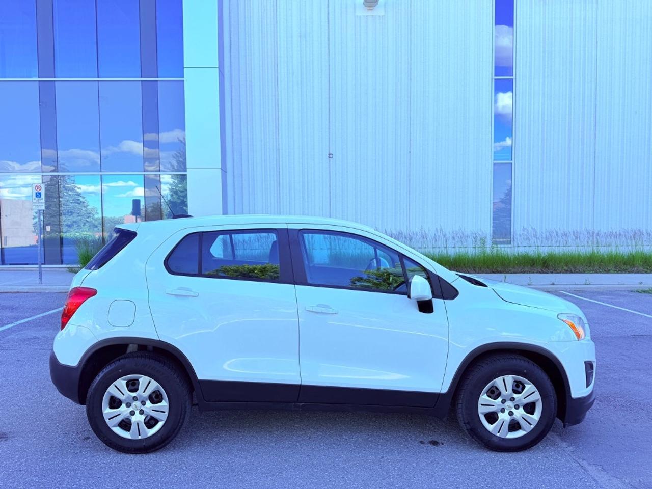 2016 Chevrolet Trax Front-wheel Drive 4dr LS Photo