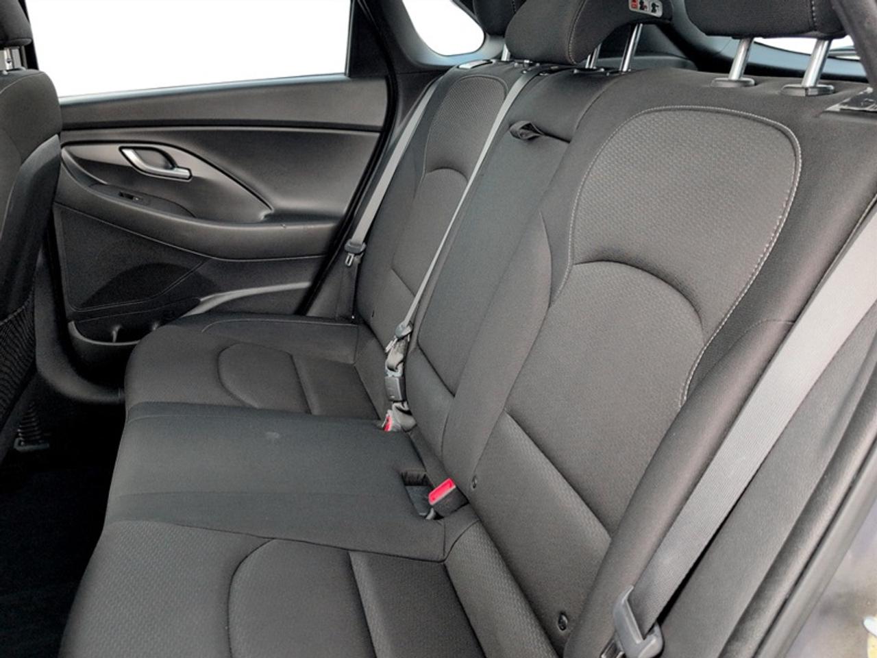2018 Hyundai Elantra GT GLS  **PANORAMIC SUNROOF** Photo