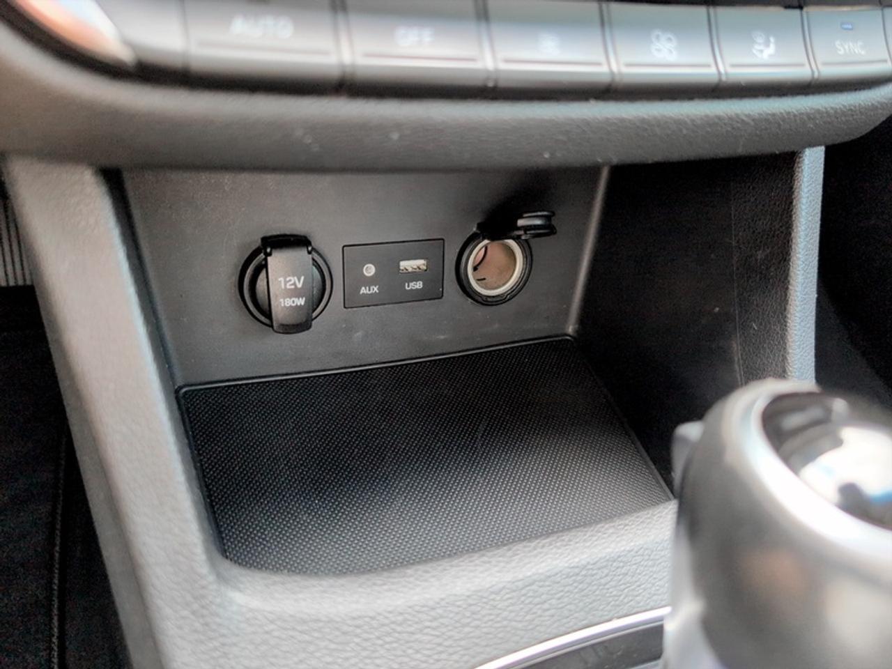 2018 Hyundai Elantra GT GLS  **PANORAMIC SUNROOF** Photo