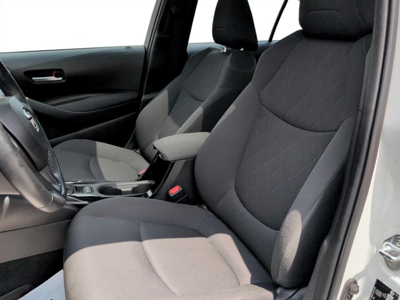 2021 Toyota Corolla LE Ugrade  *LOW KMS - CLEAN CARFAX* Photo