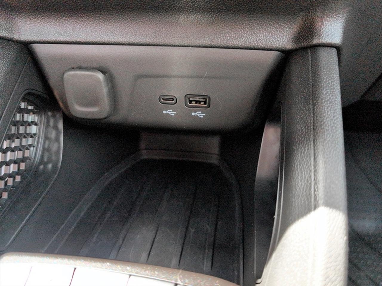 2024 Chevrolet TrailBlazer LT  **LOW MILEAGE** Photo