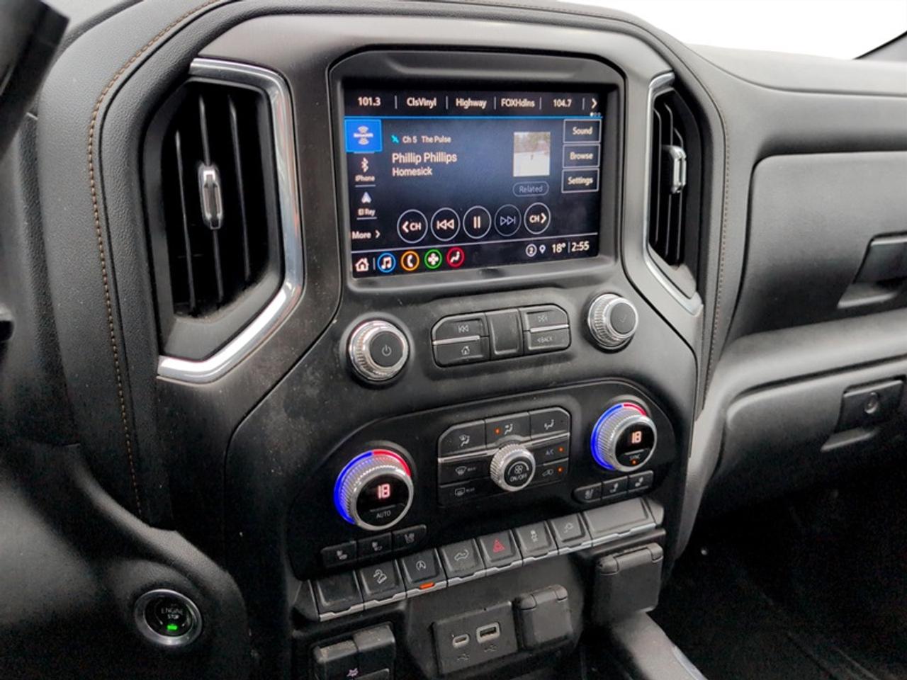 2021 GMC Sierra 1500 AT4 Photo