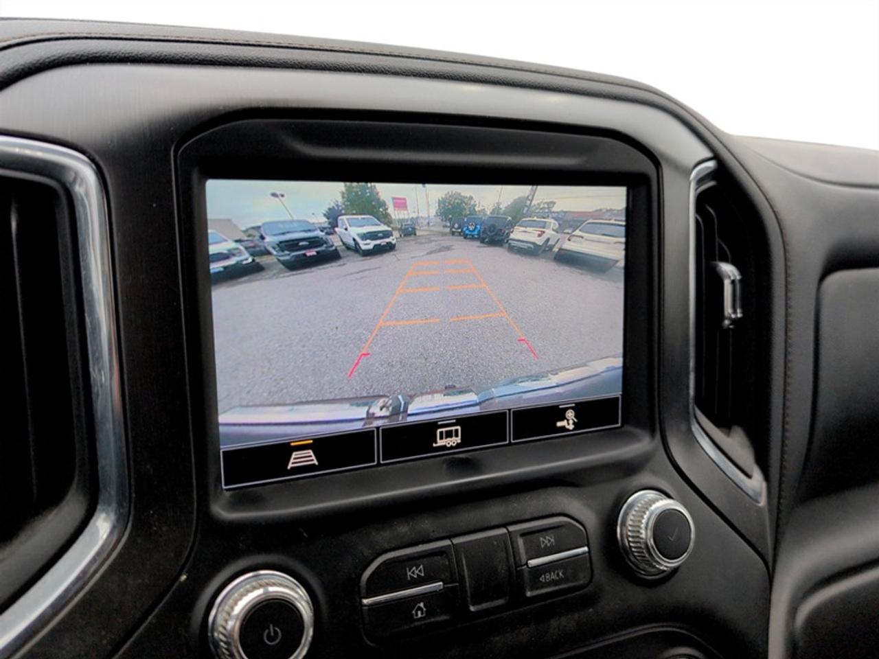 2021 GMC Sierra 1500 AT4 Photo
