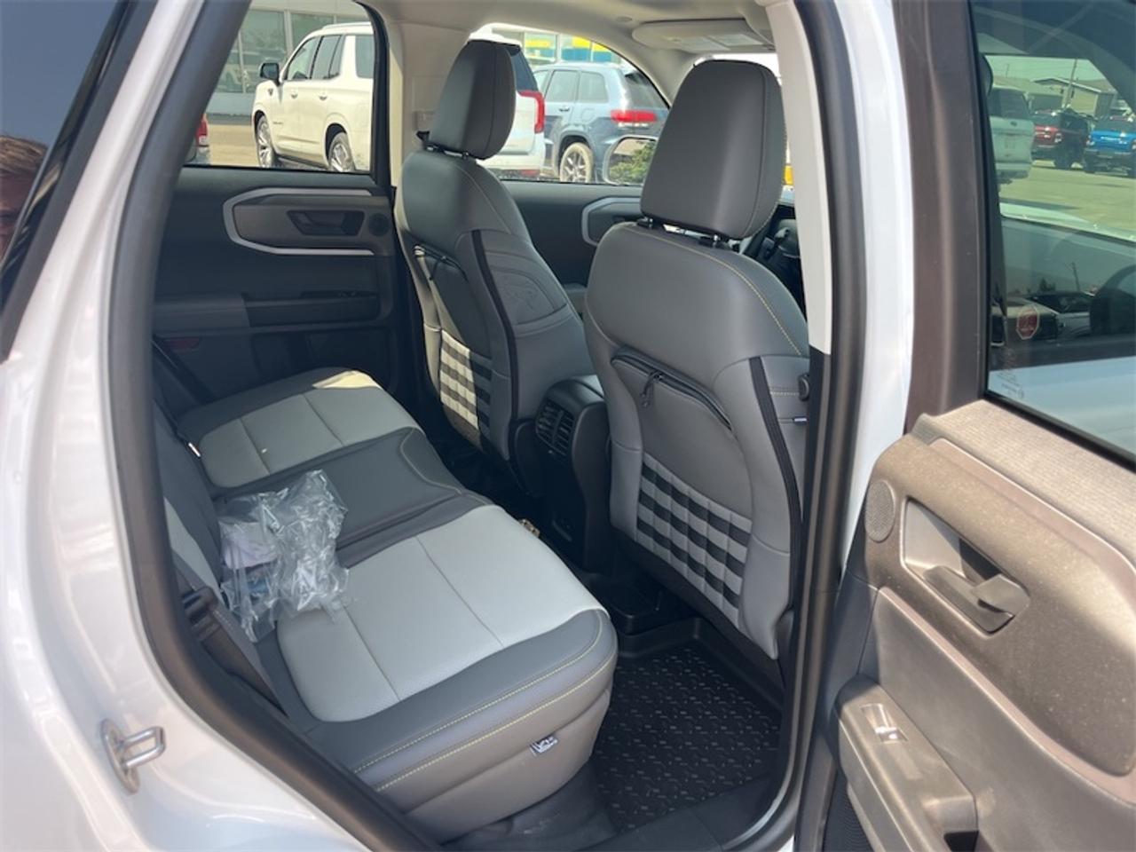 2026 Ford Bronco Sport Badlands  - Sunroof Photo5