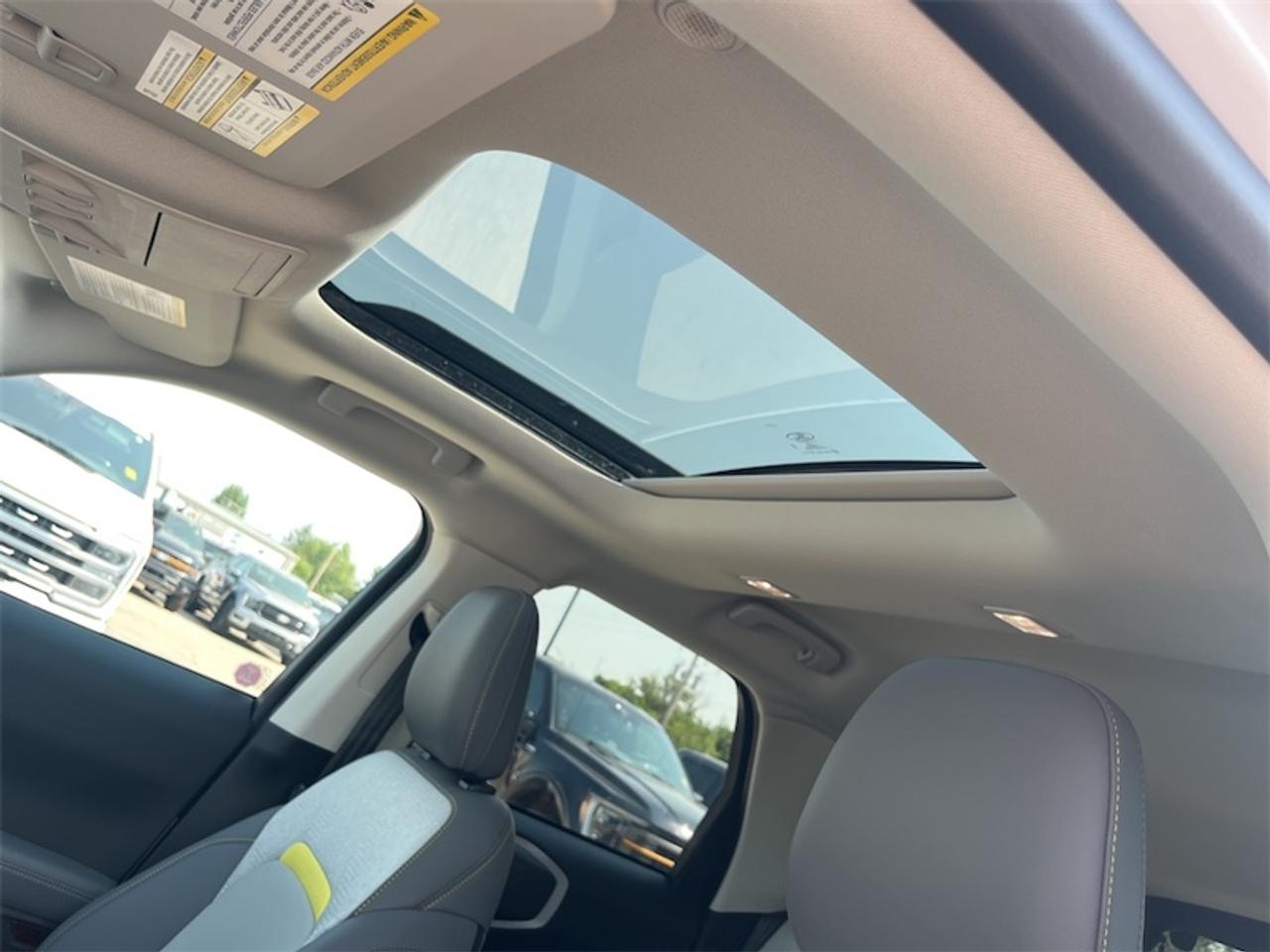 2026 Ford Bronco Sport Badlands  - Sunroof Photo5