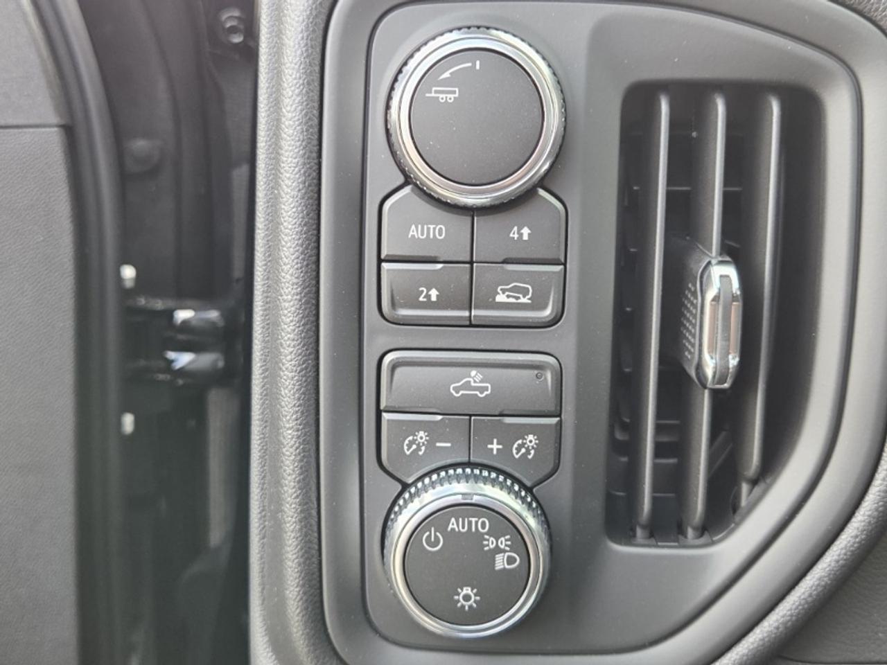 2026 GMC Sierra 1500 Pro  - Apple CarPlay -  Android Auto Photo