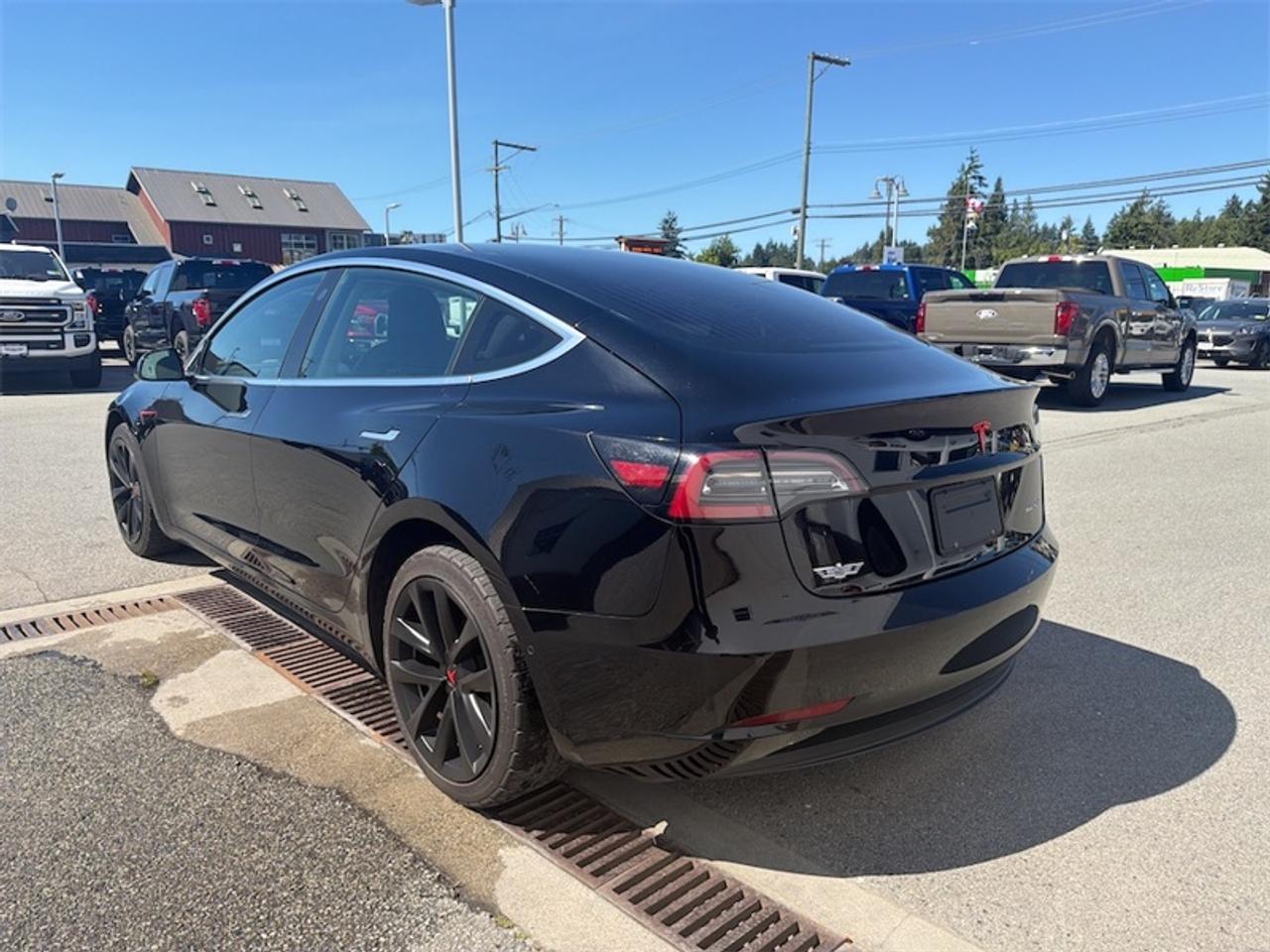 2019 Tesla Model 3 LONG RANGE  - Low Mileage Photo2