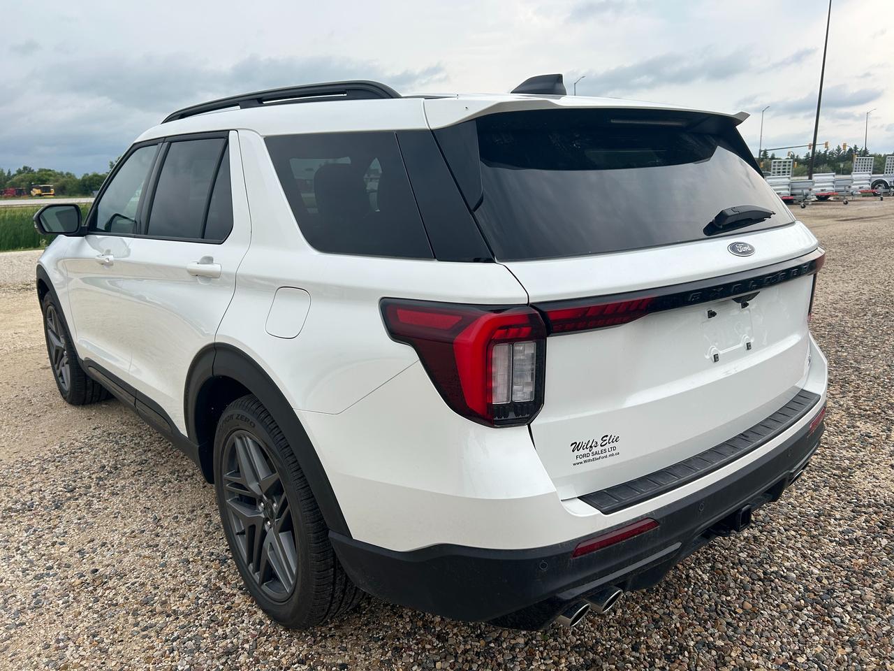 2026 Ford Explorer ST 4WD 400A Photo5