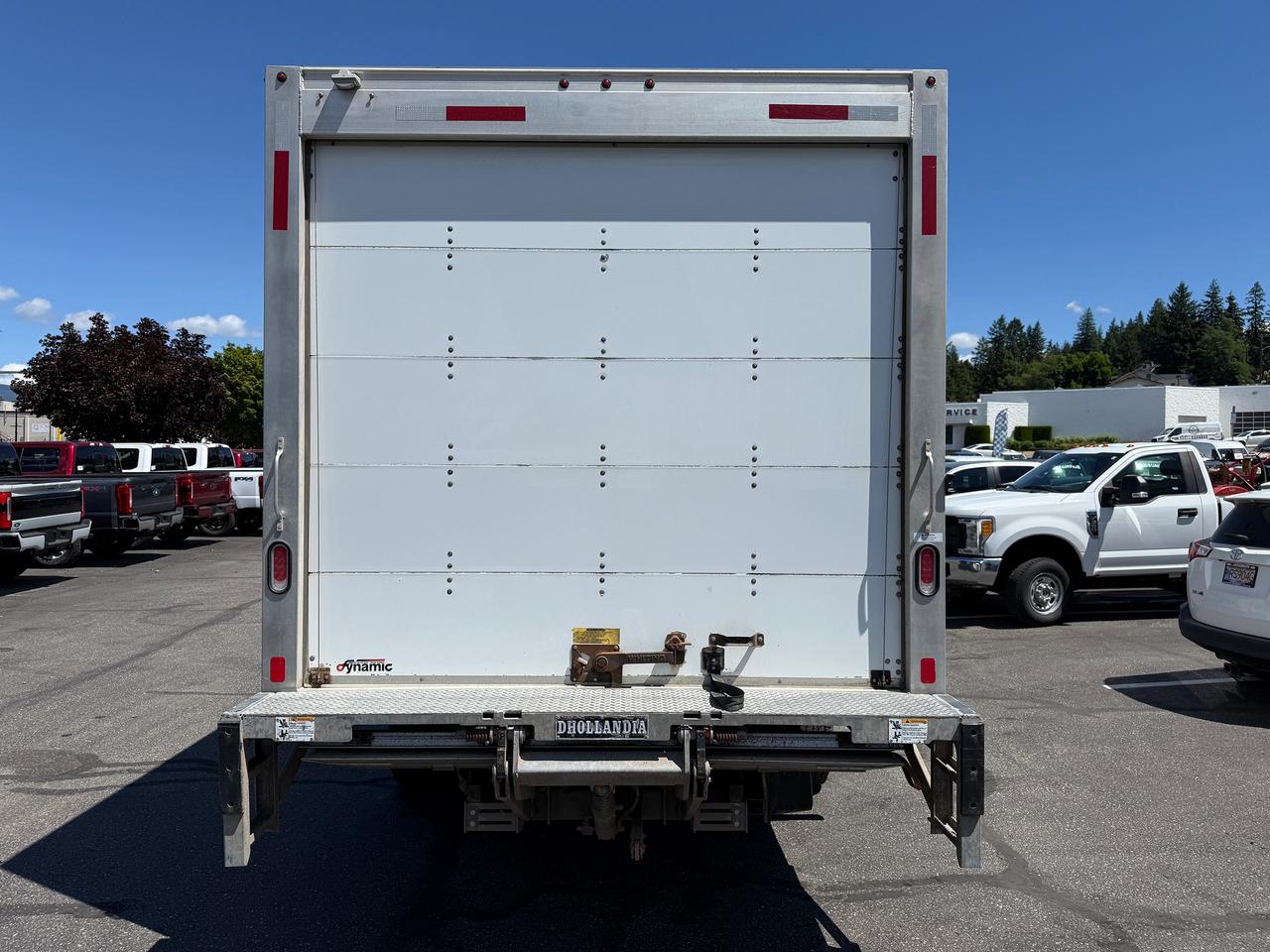 2024 Ford E-Series Cutaway Base Photo3