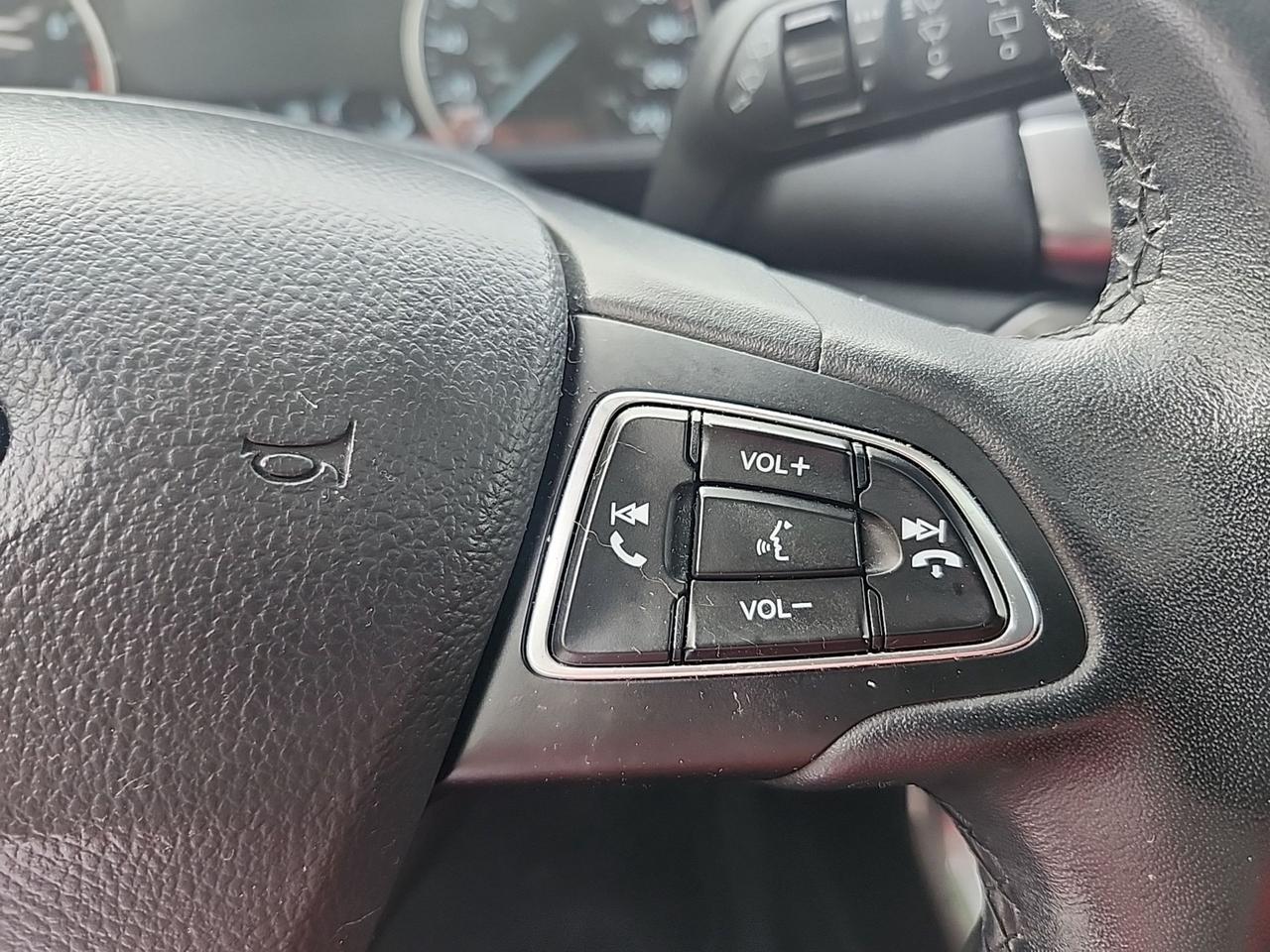 2018 Ford EcoSport SE - AWD- SUNROOF - HEATED SEATS - ALLOYS Photo