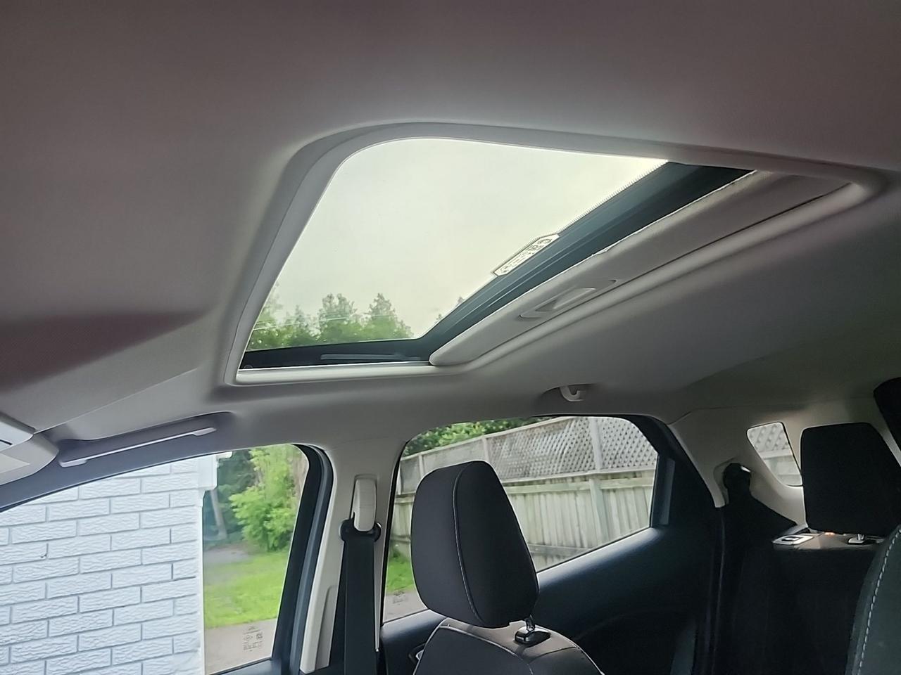 2018 Ford EcoSport SE - AWD- SUNROOF - HEATED SEATS - ALLOYS Photo
