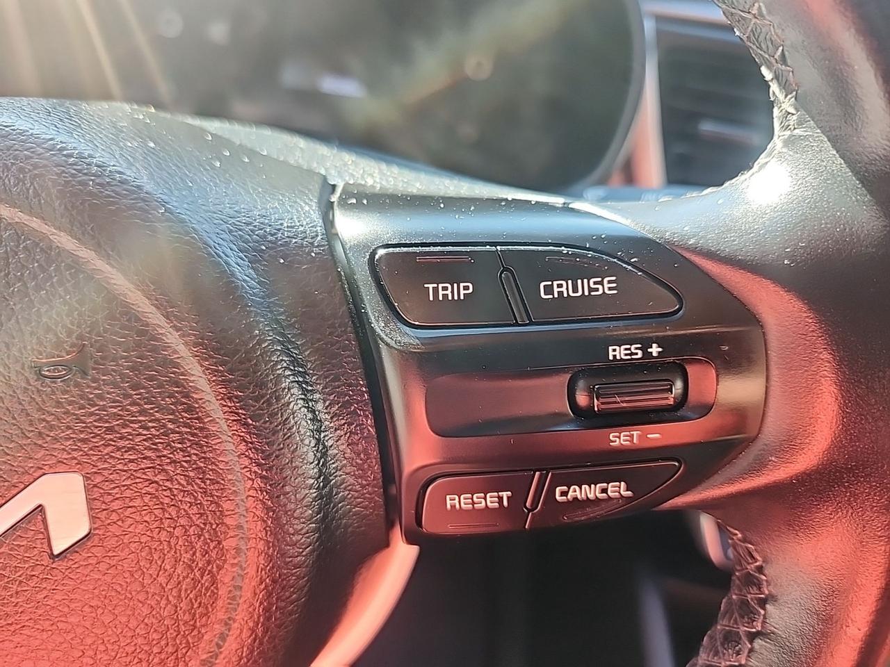 2022 Kia Rio 5 DR LX+ - HEATED SEATS - BLUETOOTH - AUTO - A/C Photo