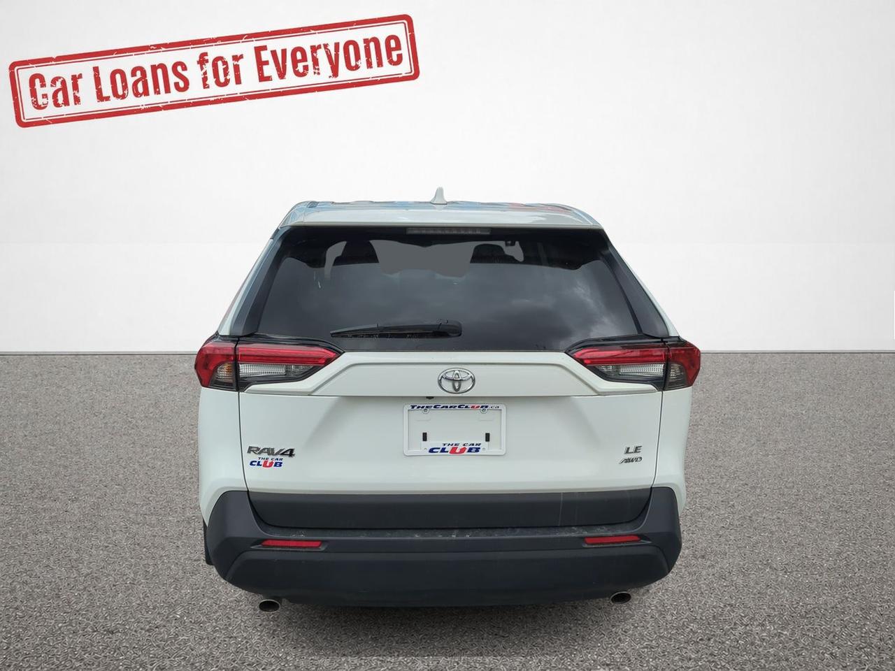 2023 Toyota RAV4 LE