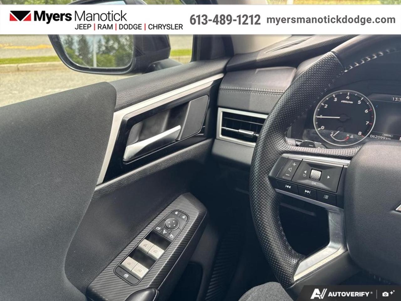 2024 Mitsubishi Outlander SE S-AWC   - Panoramic Sunroof Photo