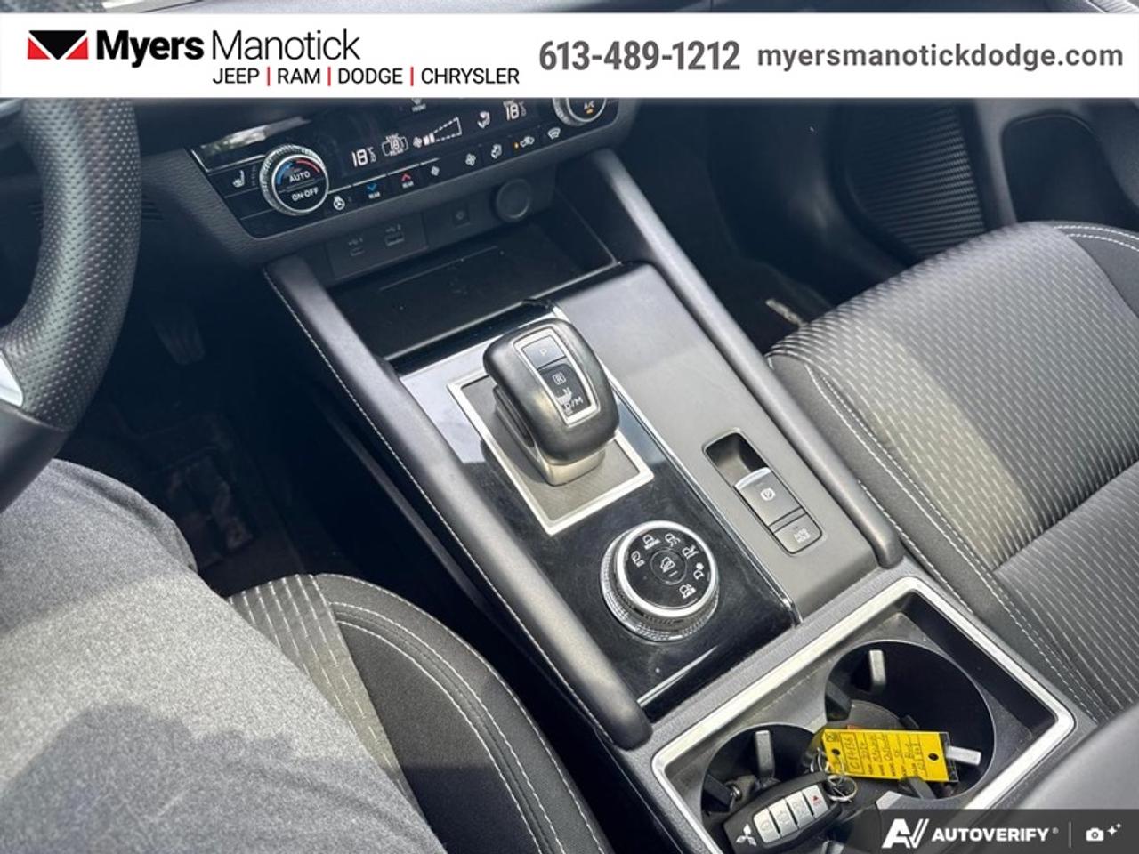 2024 Mitsubishi Outlander SE S-AWC   - Panoramic Sunroof Photo