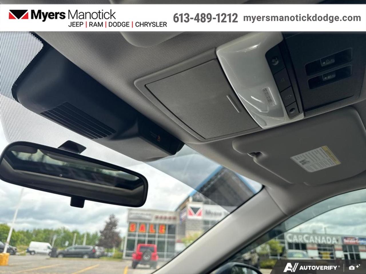 2024 Mitsubishi Outlander SE S-AWC   - Panoramic Sunroof Photo
