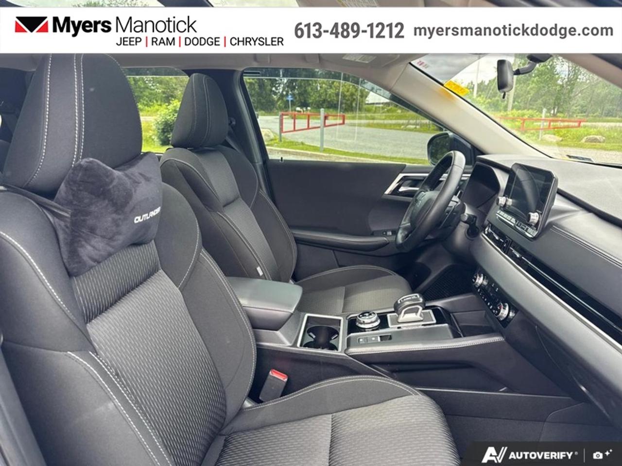 2024 Mitsubishi Outlander SE S-AWC   - Panoramic Sunroof Photo