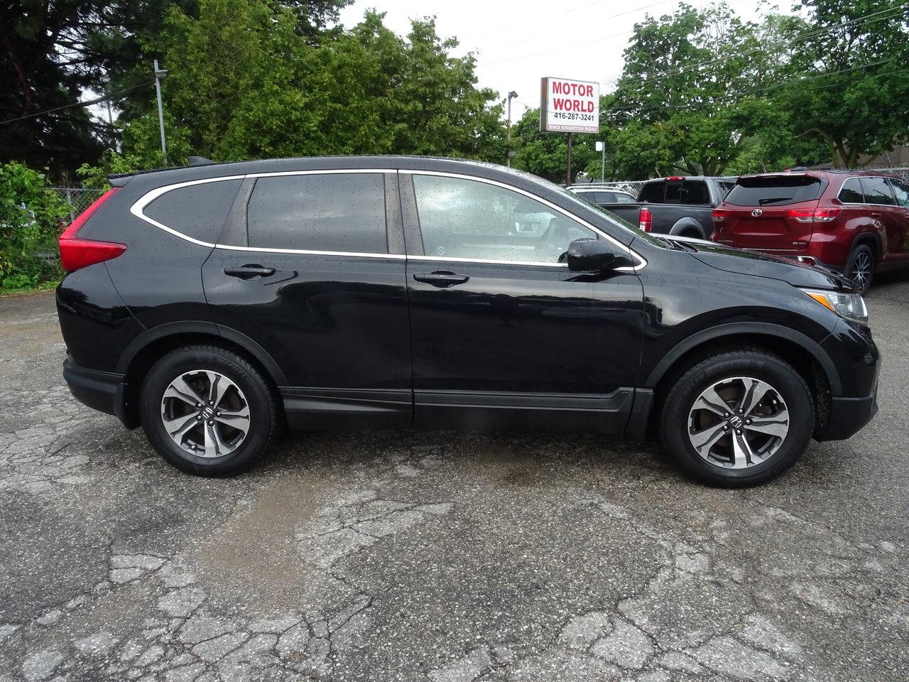 2017 Honda CR-V LX Photo