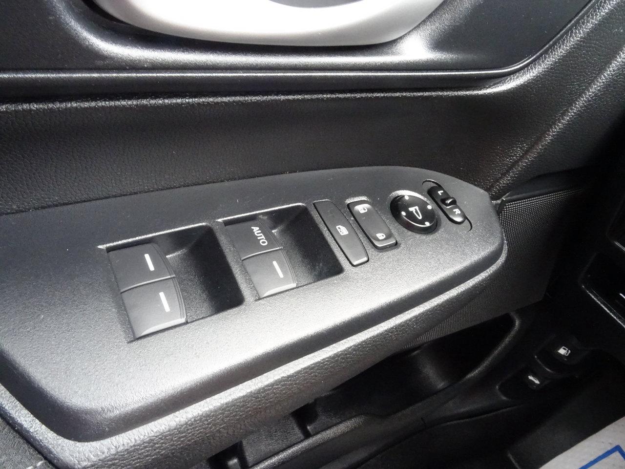 2017 Honda CR-V LX Photo