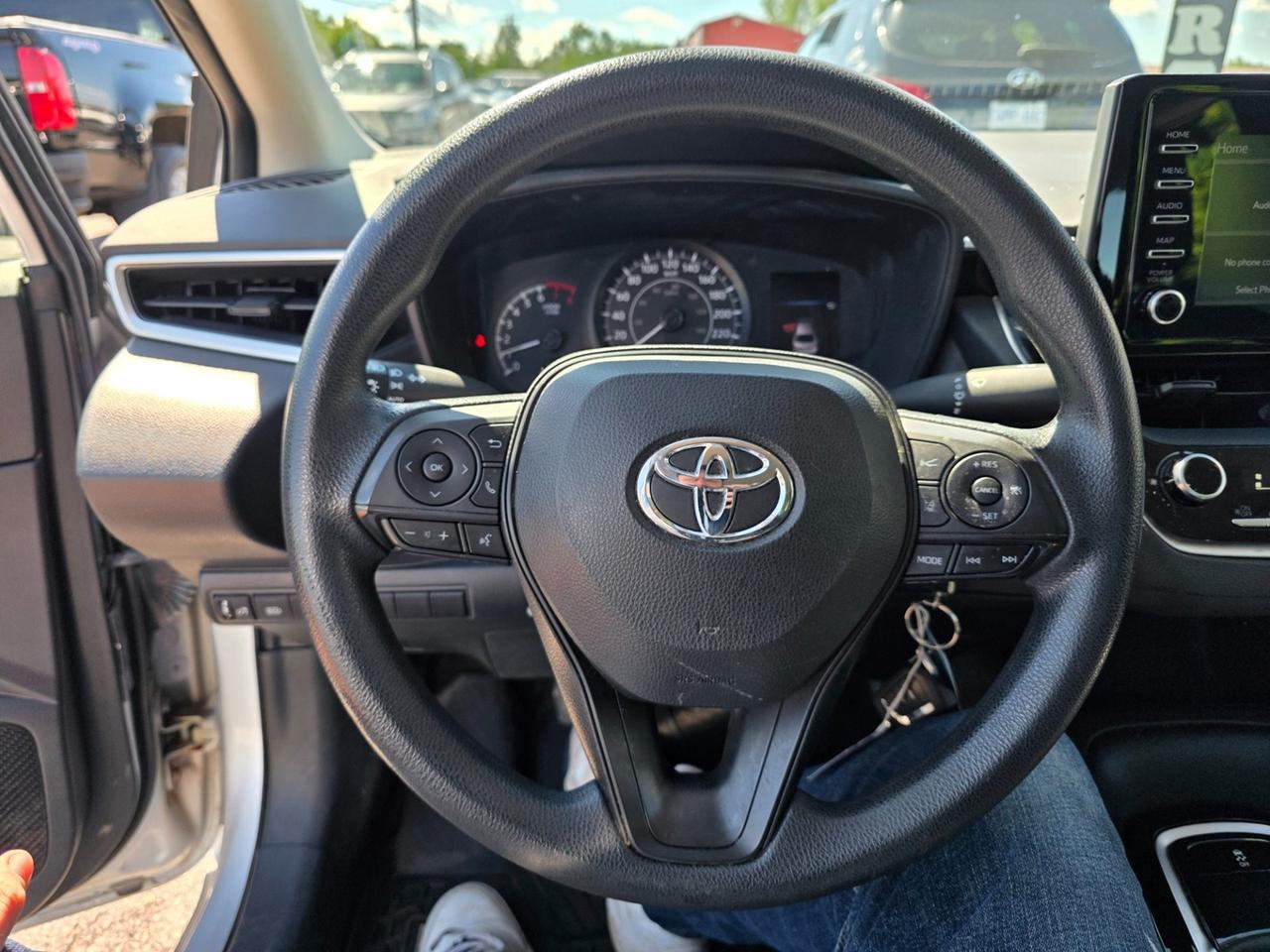2020 Toyota Corolla LE Photo