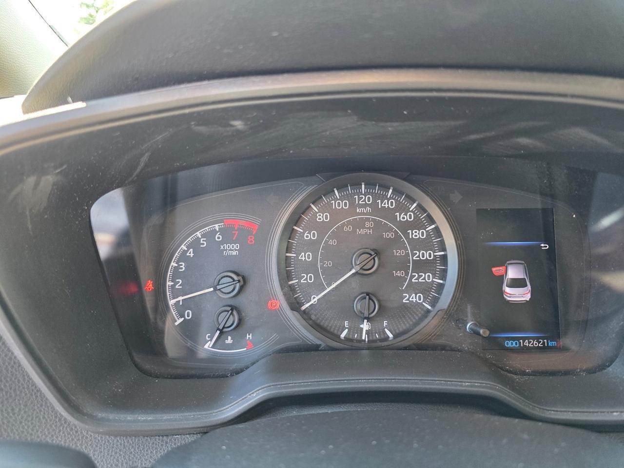 2020 Toyota Corolla LE Photo