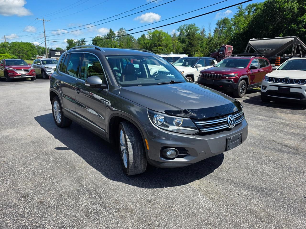 2016 Volkswagen Tiguan S Photo