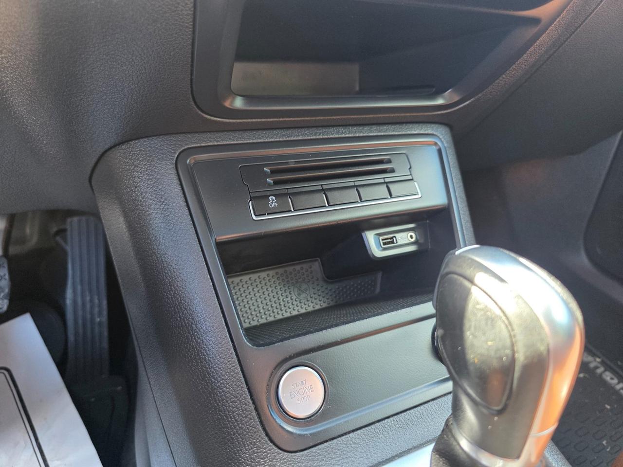 2016 Volkswagen Tiguan S Photo
