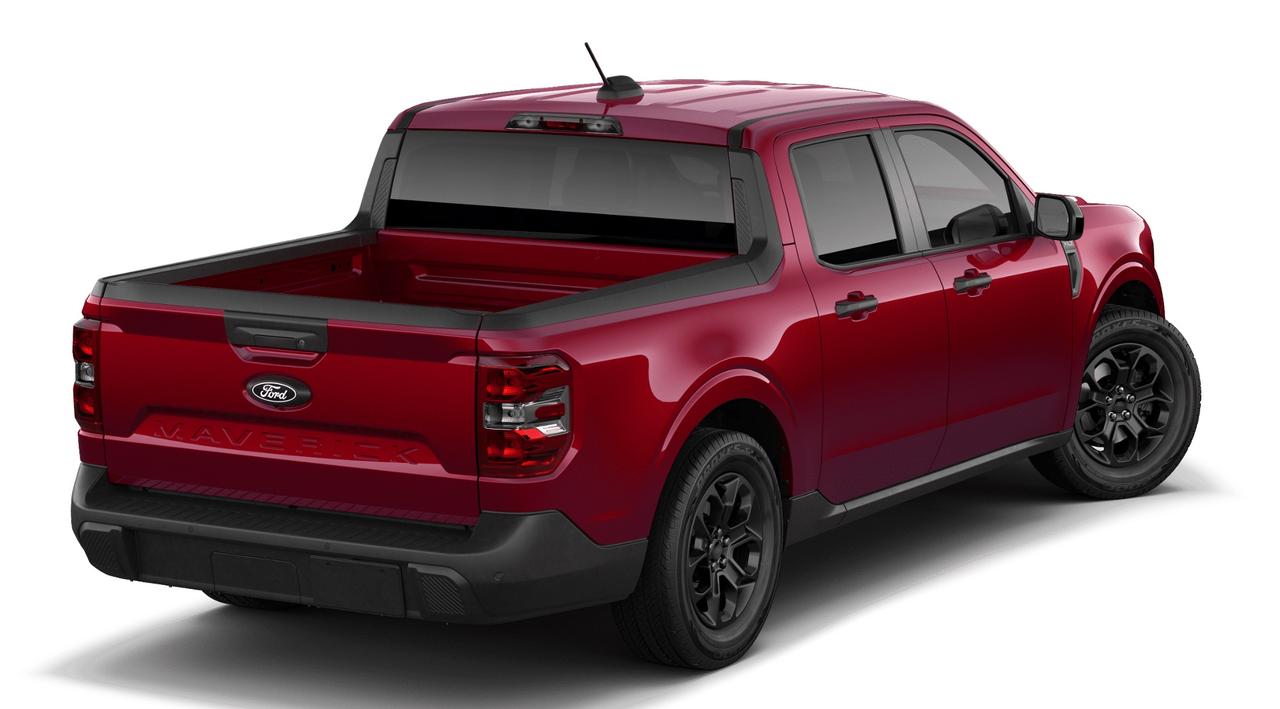 2026 Ford Maverick XLT Photo2