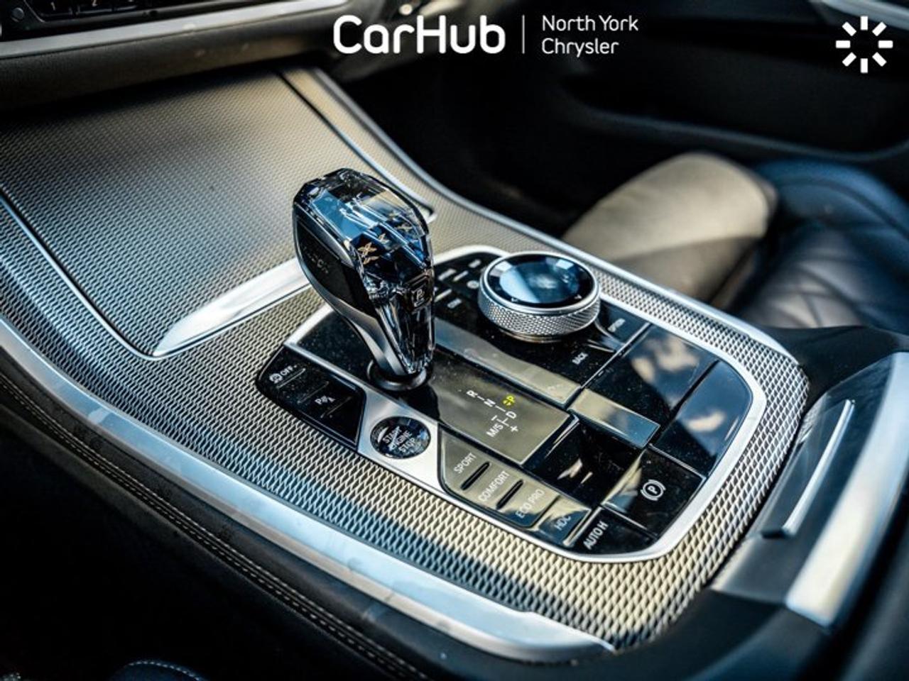 2023 BMW X5 xDrive40i M Package Panoroof Executive Package Active Blind Spot Assist Photo