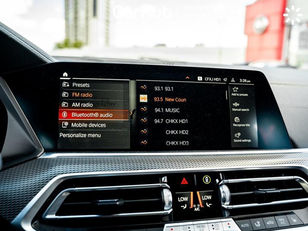 2023 BMW X5 xDrive40i M Package Panoroof Executive Package Active Blind Spot Assist Photo