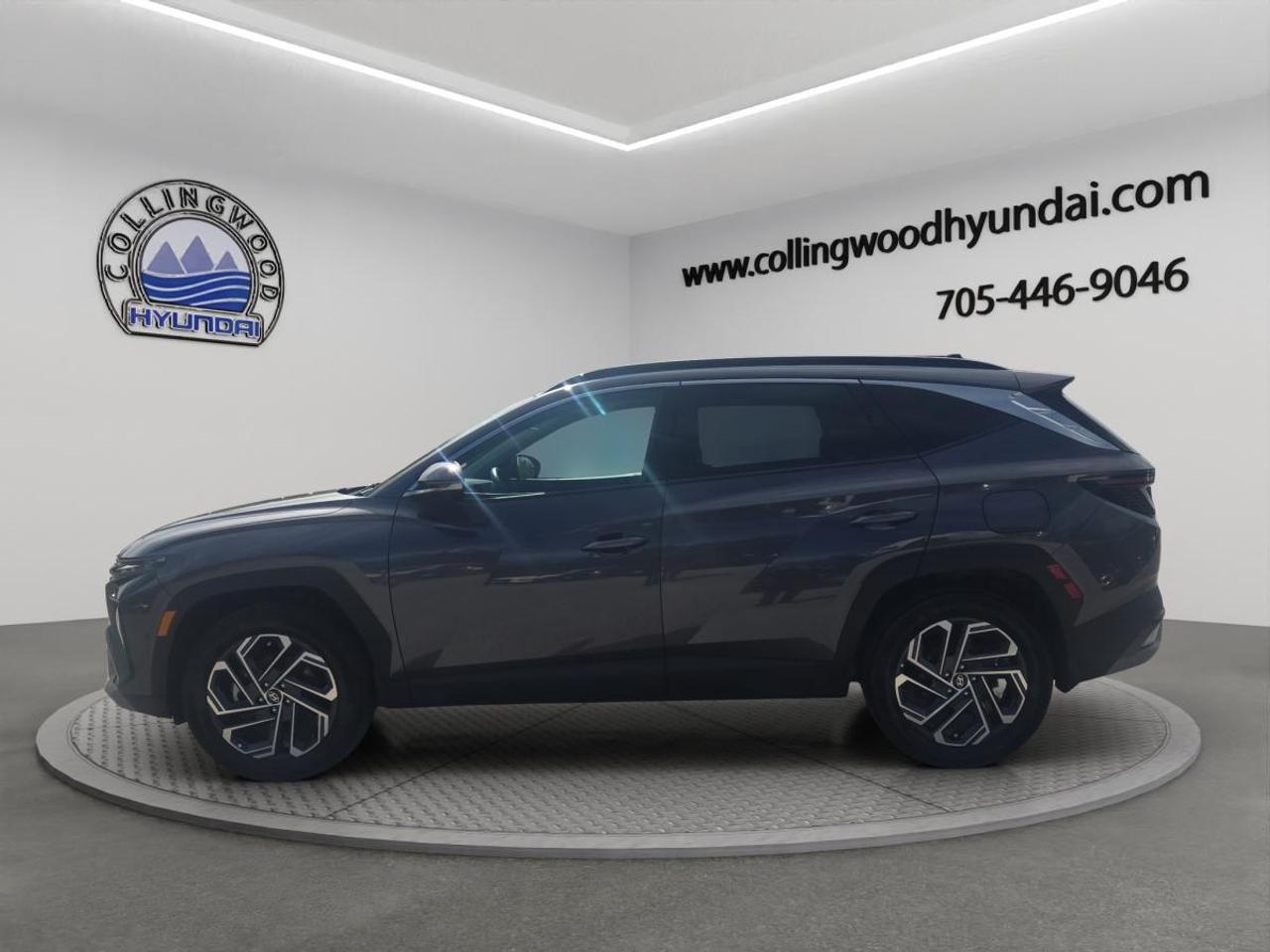 2025 Hyundai Tucson Hybrid Ultimate Photo3