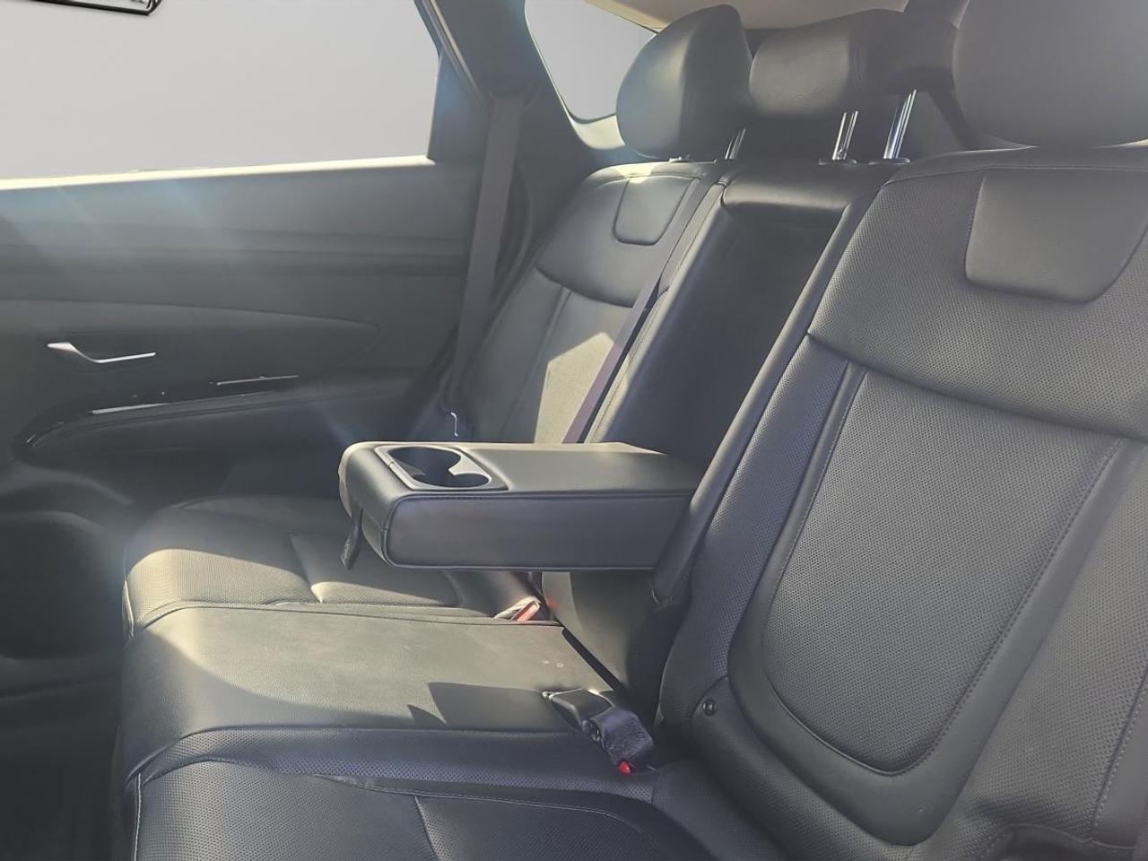 2025 Hyundai Tucson Hybrid Ultimate Photo