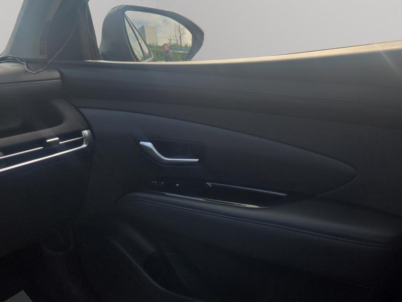 2025 Hyundai Tucson Hybrid Ultimate Photo