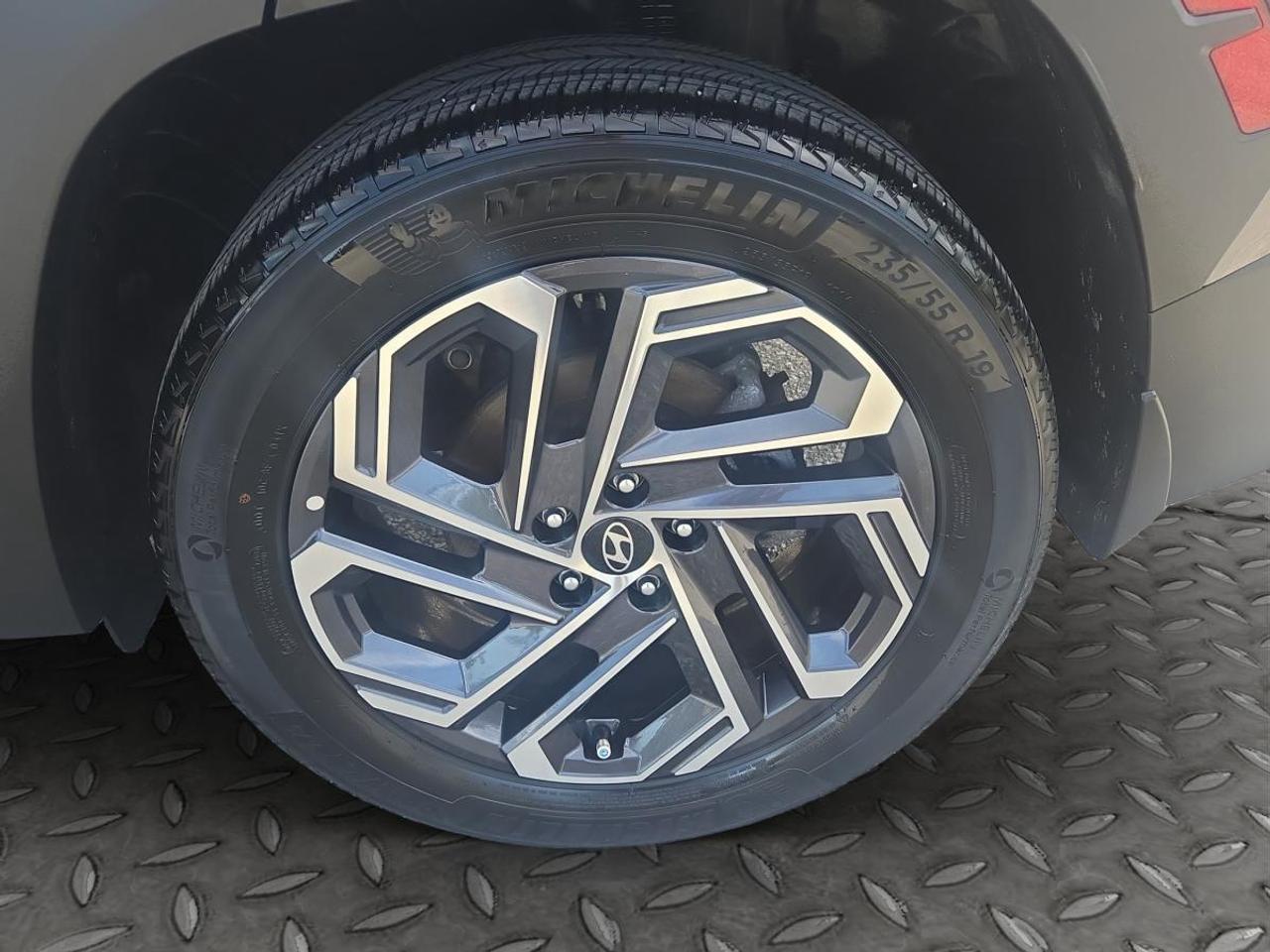 2025 Hyundai Tucson Hybrid Ultimate Photo