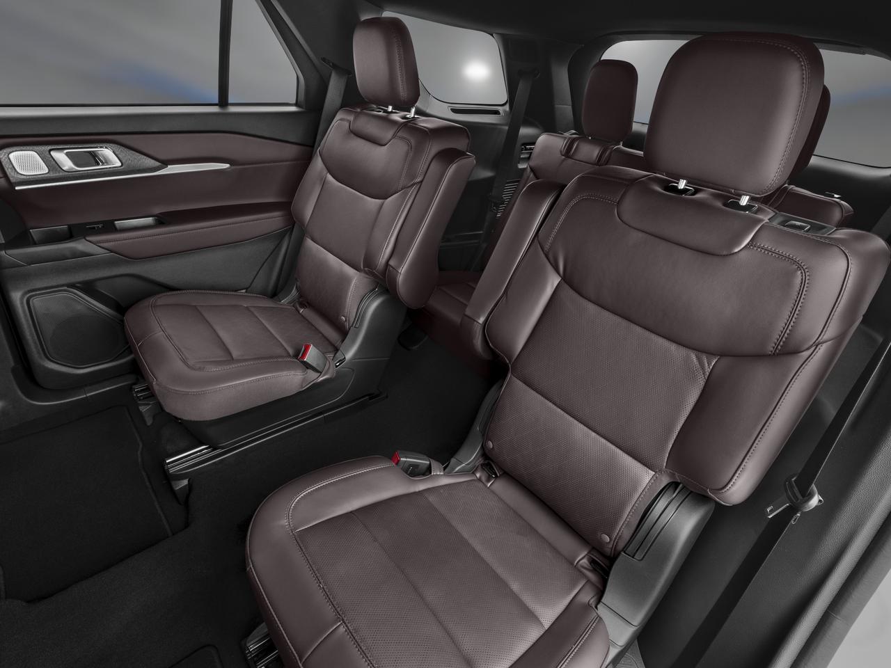 2026 Ford Explorer Platinum Photo