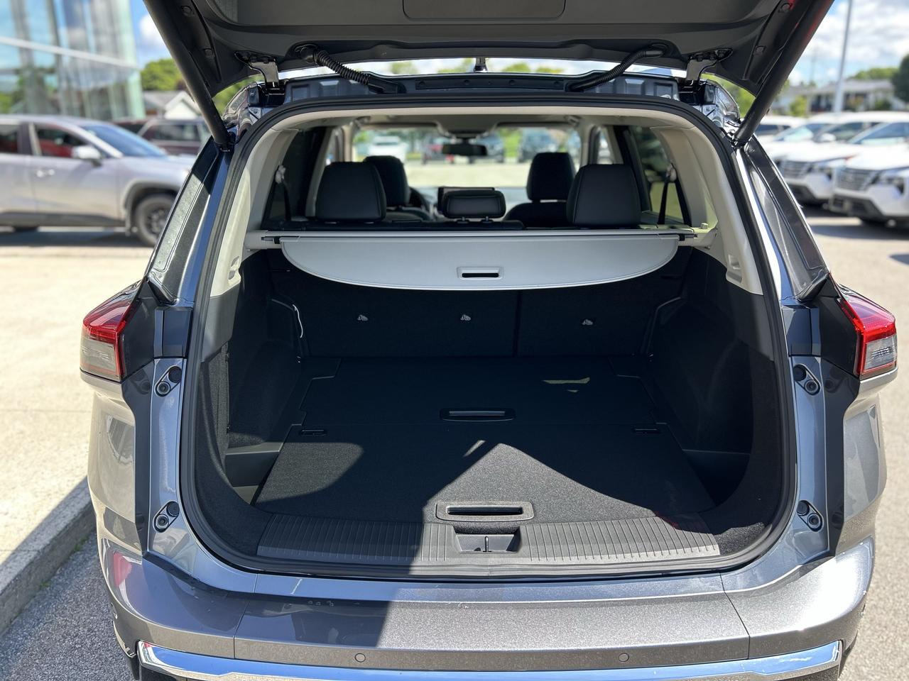 2026 Nissan ROGUE PLATINUM  Photo