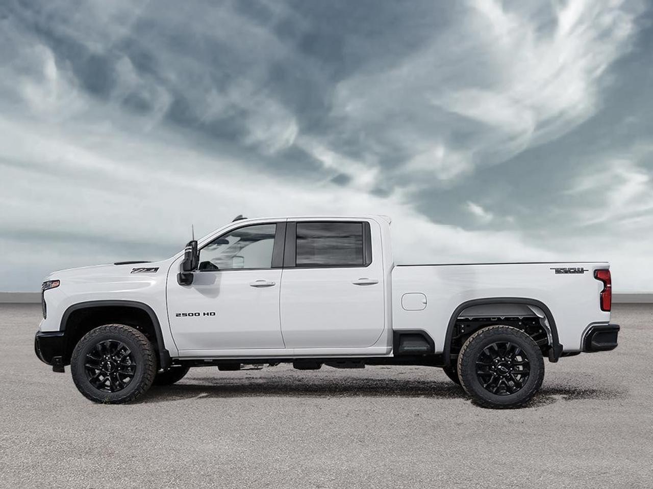 2026 Chevrolet Silverado 2500 HD 4WD Crew Cab Standard Box LT Photo2